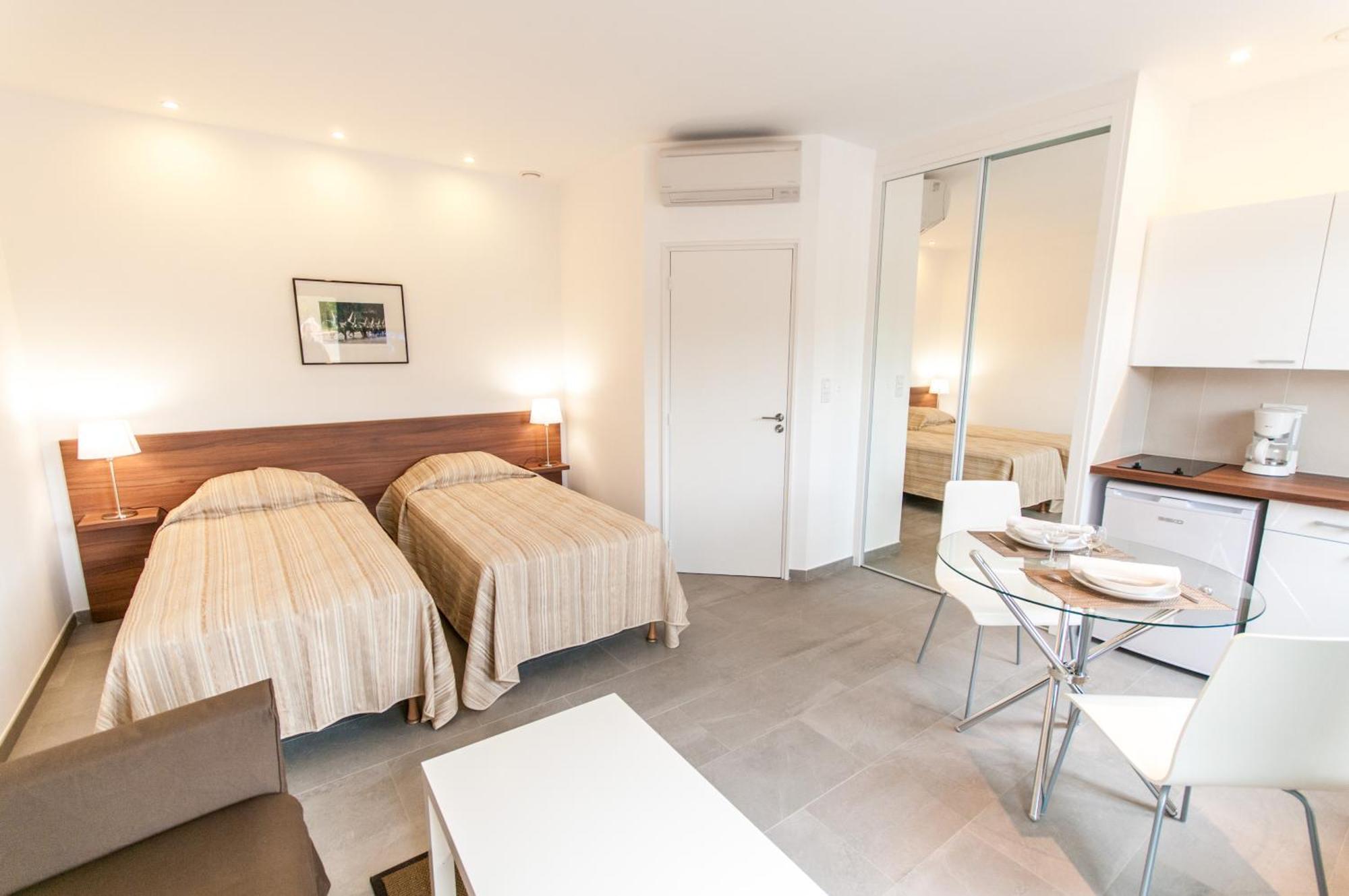 Domaine Equestre De La Chenaie Apartment Saumur Luaran gambar